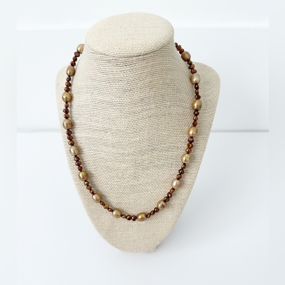 NWT Genuine Pearl Necklace Copper Brown